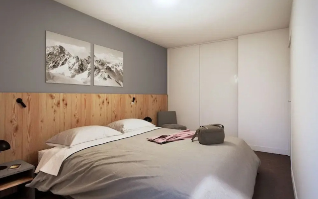 Chalet Apartment in Auris-en-oisans Alps