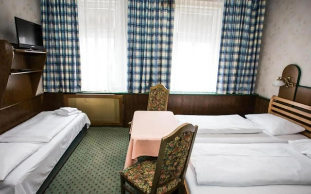 Hotel Hadrigan