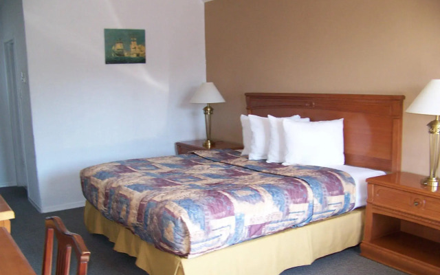 North Shore Wayside Inn