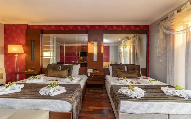 Maira Deluxe Resort Hotel