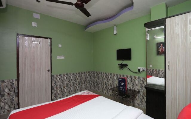 OYO 15114 Ivy Hotel
