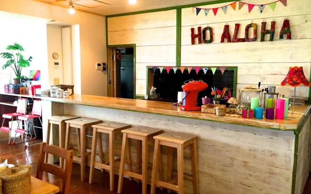 Guesthouse Ho Aloha - Hostel