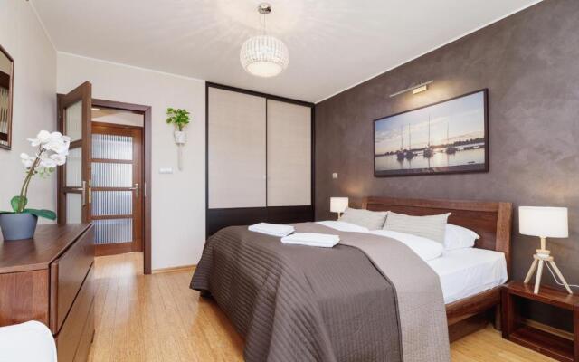 Apartment Obopolna Krakow by Renters