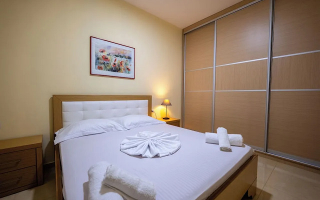 StarLight Apartments 1