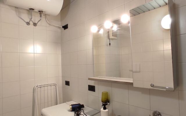 Genova Business Homes