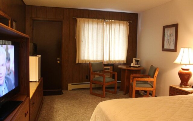 Love Hotels Voyageur at International Falls MN