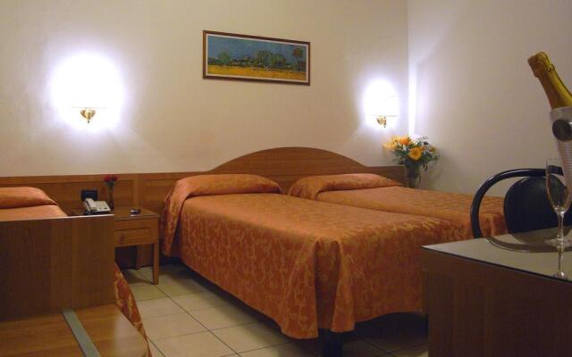 Hotel Mondial