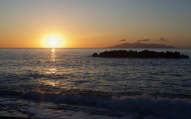 Nostos Beach