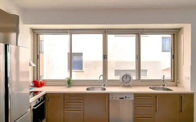 Lovely 3BR in Gordon/Dizengoff by HolyGuest