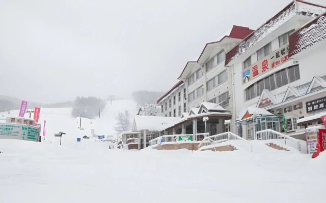 Ikenotaira Shirakaba Kogen Hotel