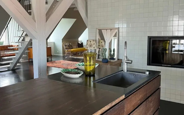 The Apartment Upstairs Canal Penthouse in Copenhagen