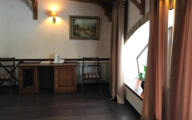 Hotel Myslyvskiy Dvir