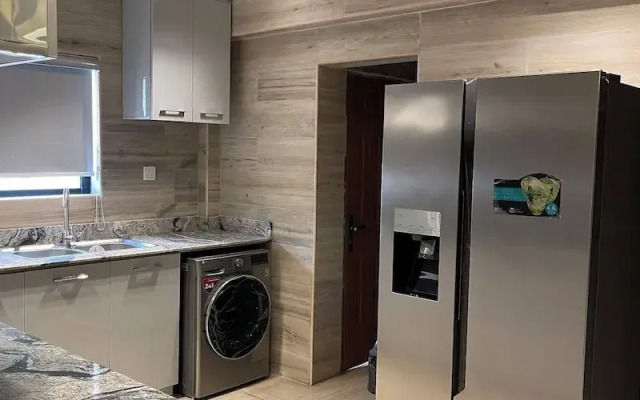 Keton Apartment