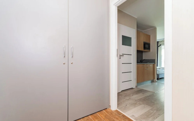 Amber Port 12B by Grand Apartments