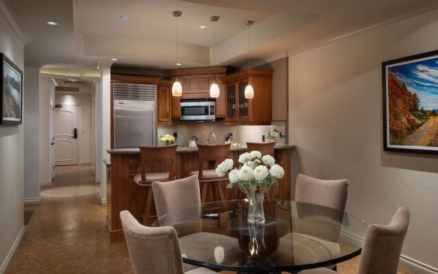 The Royal Kelowna Bellstar Hotels & Resorts