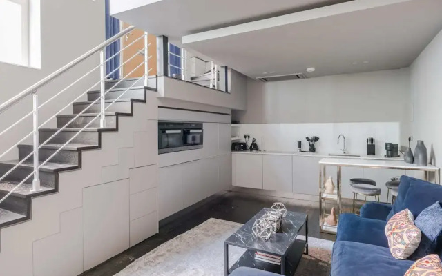 The Muse s Mansion - Covent Garden By Frankie Says