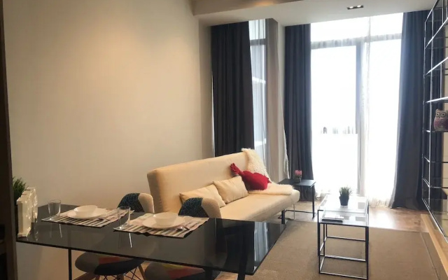 Expressionz Professional Suites by EH Homestay