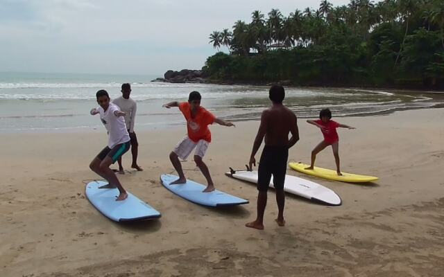 Muthuwella Beach Villa