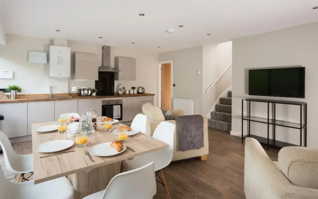 City Apartments Monkbar Mews