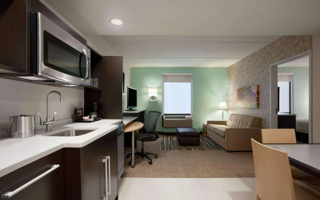 Home2 Suites by Hilton Philadelphia - Convention Center, PA