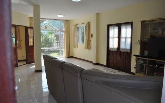 Tropical Hill by Melody Hua-Hin