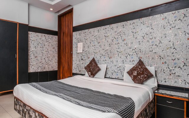 OYO 7304 Stay Jangpura