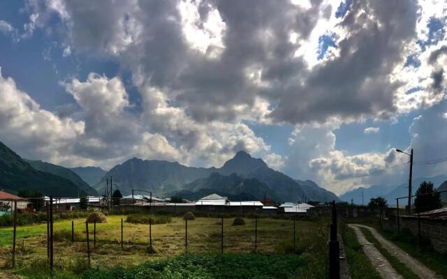 Bibo'S Kokhi Guesthouse