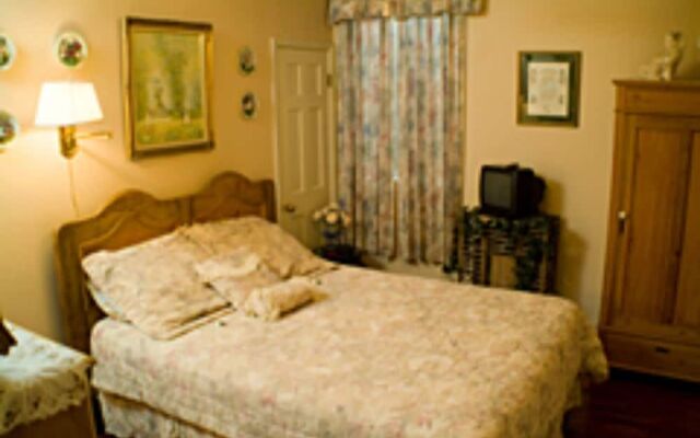 Castle Garden Bed & Breakfast