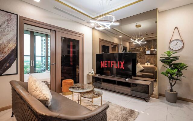 Landmark 81 By KVG Suite Apartment