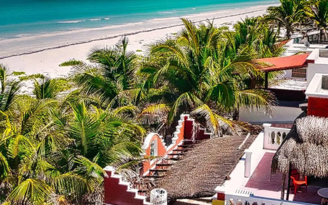 Beachfront Groundfloor Hacienda del Cuyo