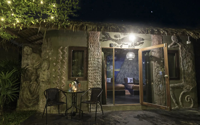 The Privilege Hotel Ezra Royal Garden