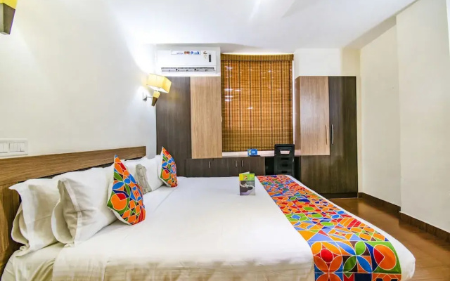 FabHotel Empire Grand Suites Ernakulam