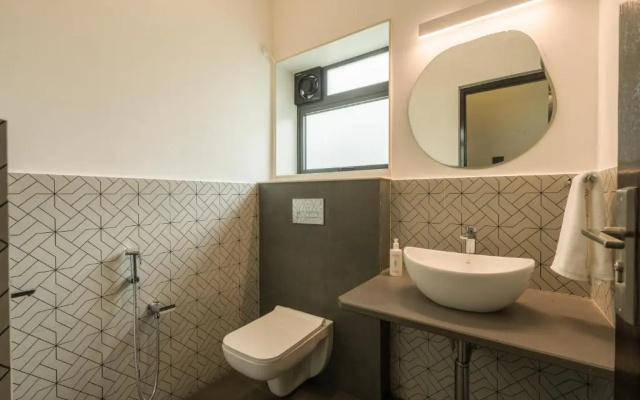 SaffronStays Eden Greens