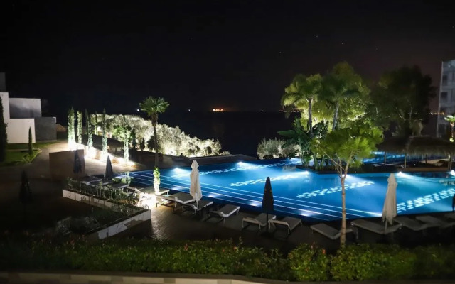 Maritim Marina Bay Luxury Resort