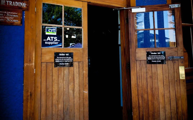 The Blue Pub