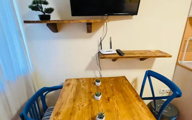 Studio Kris Villa Park