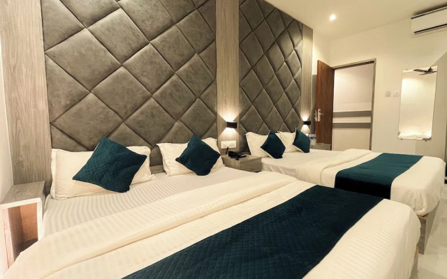 Hotel Grand Executive