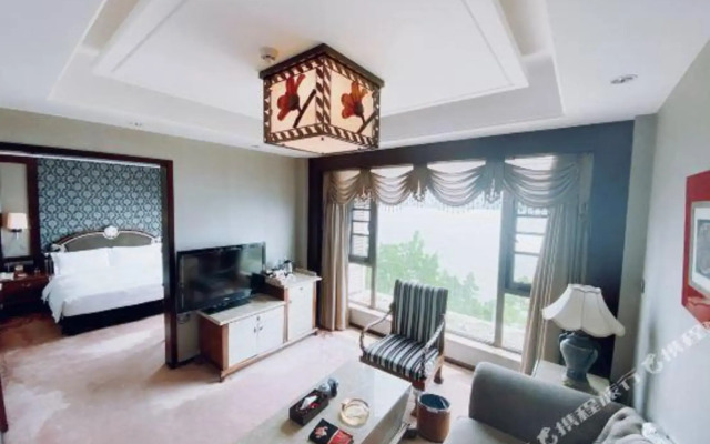 Xichang Qionghai Saibo House Hotel