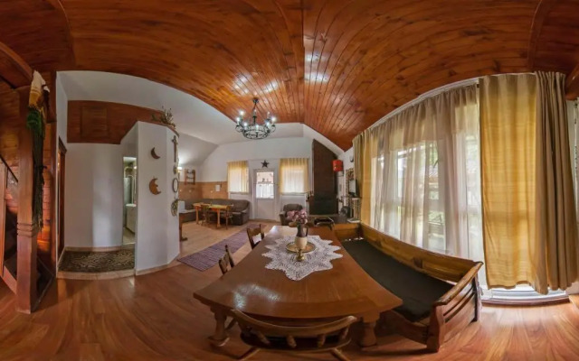 Kings Valley - Sunny Botesti