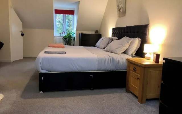 4 Bedroom Private Townhouse