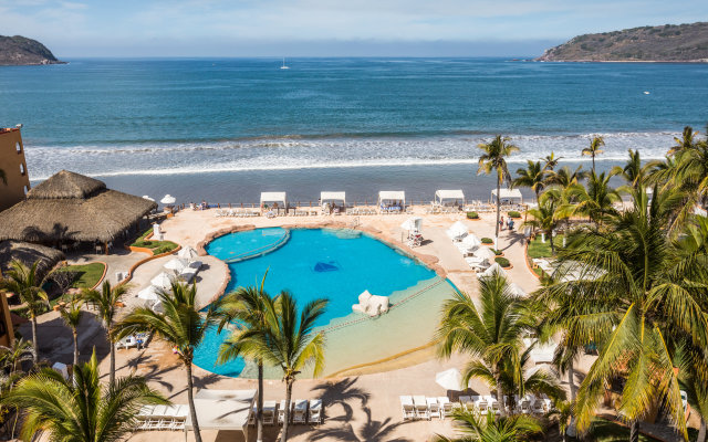 Costa De Oro Beach Hotel