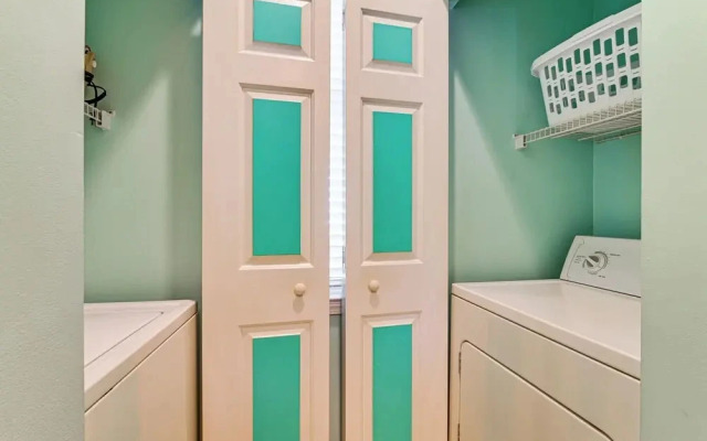 River Oaks 51-E Apartment