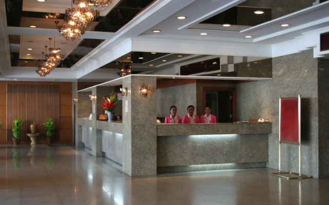 Hatyai Central Hotel