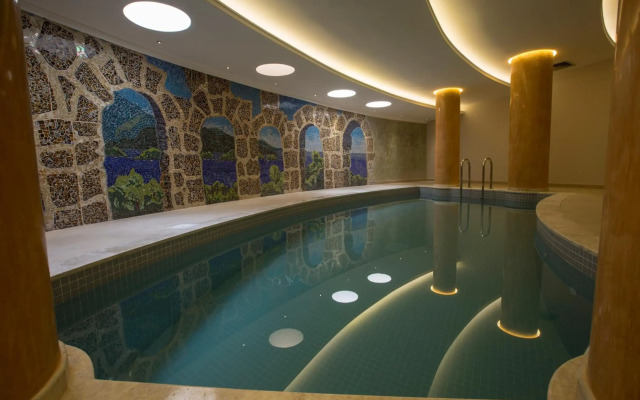 Renka Hotel & Spa