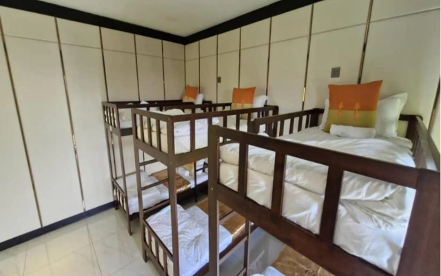 Villa Chee – Guest Rooms – Sungai Besar