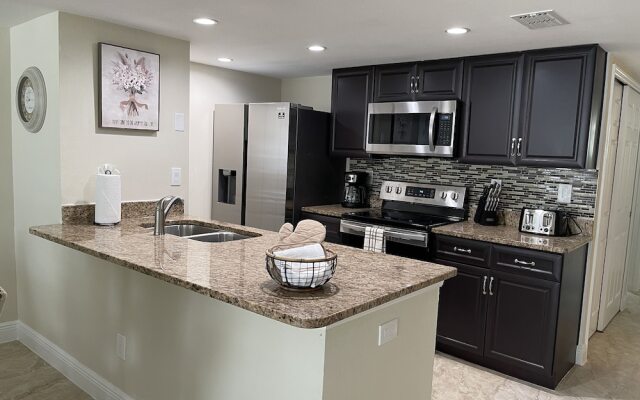 Lovely Luxury Apartment Close Disney