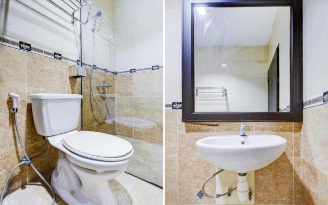 OYO 90351 Hotel Five Star 1