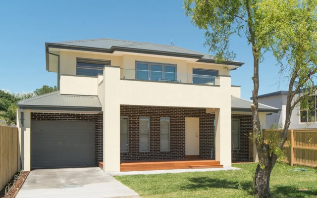 Rosewater Dromana