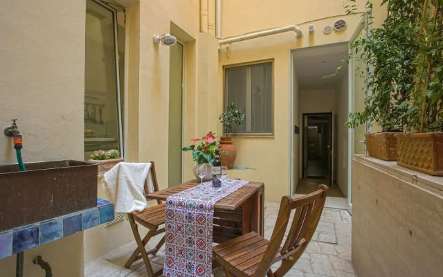 Santospirito Suite - Hosted by Sweetstay