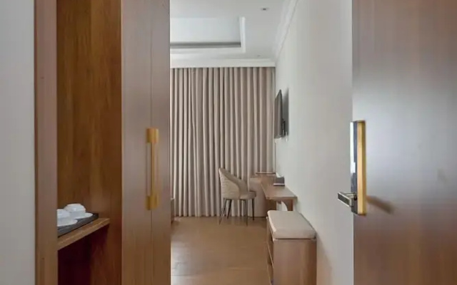 Lyns Hotel